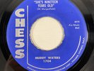 Chess 1704 Muddy Waters - She's Nineteen Years Old / Close To 7