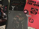 Queens of the Stone Age - In Times New Roman (Glow in the dark vinyl W EXTRAS)