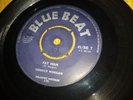VG+ UK BLUE BEAT REGGAE / SKA 45 - DERRICK MORGAN - FAT MAN
