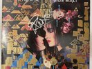 SIOUXSIE SIOUX SIGNED SIOUXSIE AND THE BANSHEES A KISS IN THE DREAMHOUSE VINYL