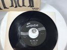 PRISTINE BEATLES SWAN S-4152-S 'SHE LOVES YOU' WITH PICTURE SLEEVE