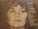 SIGNED LINDA RONSTADT ALBUM (A RETROSPECTIVE, 1977)