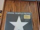 No. 4 by Stone Temple Pilots Vinyl2015 MOV. Small seamsplit top of outer sleeve.