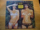 ROXY MUSIC   COUNTRY LIFE   STEREO LP    RECORD NEAR MINT    COVER NEAR MINT