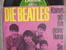 Die Beatles ‎– Komm, Gib Mir Deine Hand / Sie Liebt Dich 7