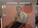Miles Davis - Milestones - Columbia Vinyl LP PC 9428 - 1977