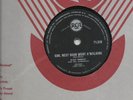 ELVIS PRESLEY   SOUTH AFRICA 78  GIRL NEXT DOOR WENT A' WALKING / IT FEELS SO RI