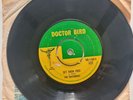 THE DEFENDERS Set Them Free - 1968 UK 7
