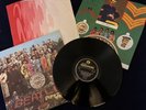 The Beatles - Sgt Pepper. 1st UK Mono Complete With Insert And Fool Inner. EX/EX