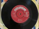 Beatles Love Me Do Red Parlophone Label R 4949 1962 1st Press. NM