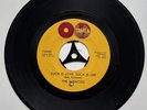 The Miracles – I Gotta Dance To Keep From Crying / Such Is Love, Such Is Life EX