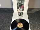 LP VINYL LED ZEPPELIN ALBUM PRESENCE SSK 59402 UK IST PRESS EMBOSSED 1976 EX/NM