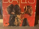 Les Beatles - « Les Perruques » « The Wigs » - 1964- France- 10