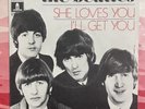 BEATLES 45.  France.   SHE LOVES YOU.  1973.  Odeon Red 006-04452.  MONO.   EX.