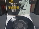 Elvis Presley - EPA-821 HEARTBREAK HOTEL U.S NO DOG LABLE ORIGINAL EX/EX