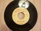 45 RPM GARAGE ROCK/THE EMCEES/WINE, WINE, WINE/HOT ROCK  CIMARRON    VG++