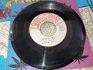 Soul Beat -7' 45-Jah Woosh – Ronnie Davis – Forgive Her-mp3