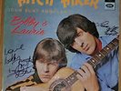 Bobby and Laurie Hitch Hiker Cum Sunt Ambulant Mono Oz Beat SIGNED Pokora RARE