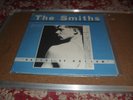 THE SMITHS - HATFUL OF HOLLOW - VINYL RECORD ALBUM.