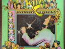 The Kinks Everybody's In Showbiz Vinyl LP - 1972 RCA - Record Excellent/Lyrics
