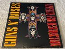 GUNS N' ROSES: 