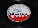 78 RPM Fats Waller V-Disc 32 Vintage Record