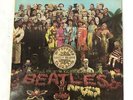 The Beatles - Sgt Peppers Lonely Hearts Club Band Vinyl Record, Apple Version