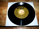 OLIVIA NEWTON-JOHN  / DION 1976 interview & music WHAT'S IT ABOUT? PROMO 45 NM-