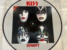KISS 