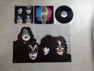 KISS DYNASTY VINYL RECORD AND POSTER(CASABLANCA NBLP 7152) 1979