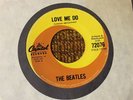 45 RPM Beatles CAPITOL 72076 Love Me Do / PS I Love you RINGO DRUMS VG+