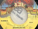 Kiss - Heaven's On Fire (El Cielo Esta En Llamas) Ecuador 7