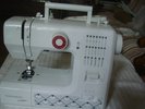 Thomson Electric Sewing Machine New - 20 Programs - Free Liv