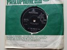 THE BEATLES -All You Need Is Love- No TV Reference/Solid Centre UK 1st.
