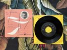 Elvis Presley / Julius La Rosa – All Shook Up / Mama Guitar SS-1019  Japan 7”