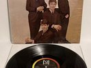 Beatles AUTHENTIC in SHRINK Version 2 VJ 1062 Mono Introducing Vee Jay Vinyl LP