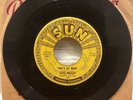 Elvis Presley That’s All Right bw Blue Moon of Kentucky Sun  45 209 Push Marks