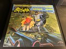 Batman Exclusive Television Soundtrack Album 1966 LP Vinyl TFM3180 EX - M02