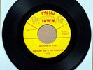 Vintage 1966 45 GREGORY DEE & THE AVANTIES Twin Town TT 717 BECAUSE OF YOU