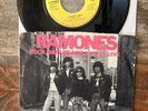 THE RAMONES ROCKAWAY BEACH LOCKET LOVE 7