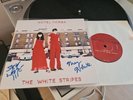 White Stripes UK Hotel Yorba 7