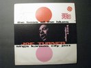 *BIG JOE TURNER (1911-1985) SIGNED 1956 ALBUM *BOSS OF THE BLUES – KANSAS CITY*