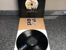 LP VINYL QUEEN ALBUM A DAY AT THE RACES EMTC 104 UK 1ST PRESS EX/EX