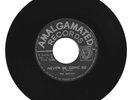 ROYALS / NEVER SE COME SE / BLENDERS / RUNCUS / 7''