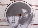 THE GO-BETWEENS - I NEED TWO HEADS - POSTCARD (hear it)