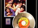 THE BEACH BOYS GOOD VIBRATIONS GOLD RECORD W -PRINTED AUTOGRAPHS SIGNED RARE