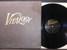 First pressing grunge rock lp PEARL JAM Vitalogy 1994 Epic E 66900 gf book inner