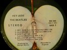 BEATLES with Capitol Logo in Shrink Hey Jude Orig 1st pressing 1970 Apple Lp EX