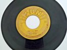 Elvis 1st Press, Thats All Right/Blue Moon of Kentucky, 1954 Sun UPSIDE Down 209