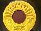 JOHNNY CASH-Hey Porter/Get Rhythm-SUN NM 45/ BEAUTIFUL COPY  Rare - vintage